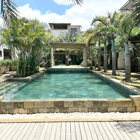 Stunning 3-Bedroom Apartment With Private Rooftop Terrace & Gorgeous Pool Flic-en-Flacq Exterior foto