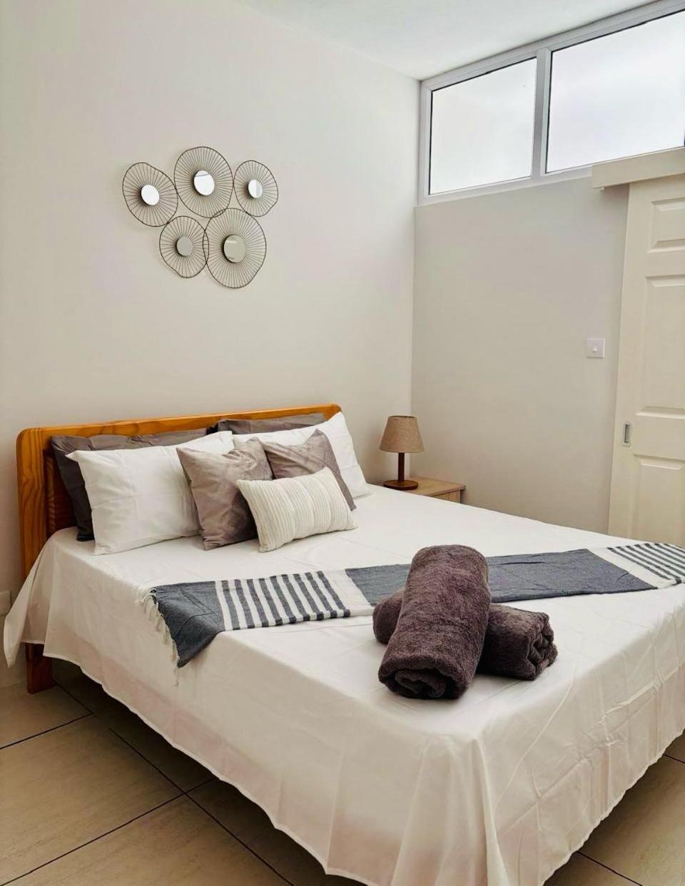 Stunning 3-Bedroom Apartment With Private Rooftop Terrace & Gorgeous Pool Flic-en-Flacq Exterior foto